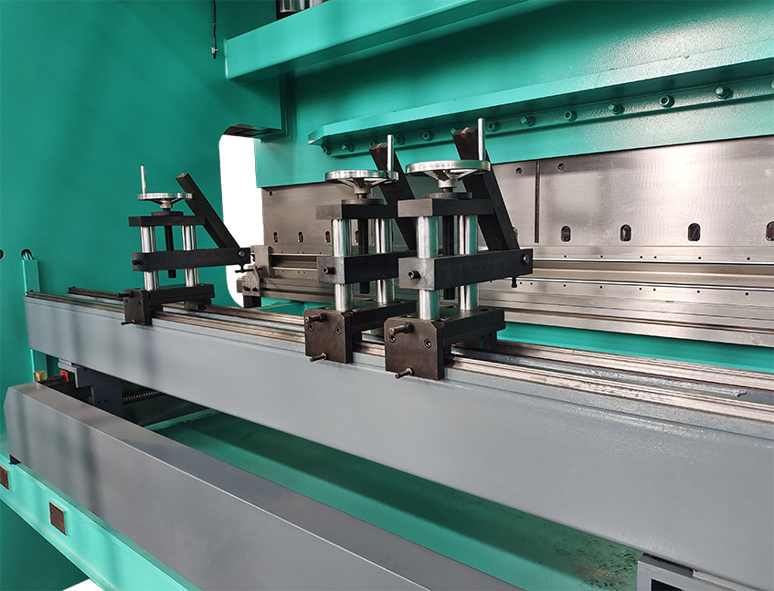 WE67K-600/4000 CNC Press Brake